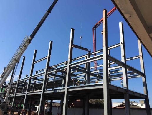 一個(gè)高質(zhì)量的鋼結(jié)構(gòu)建筑，一定有著高質(zhì)量的防火措施